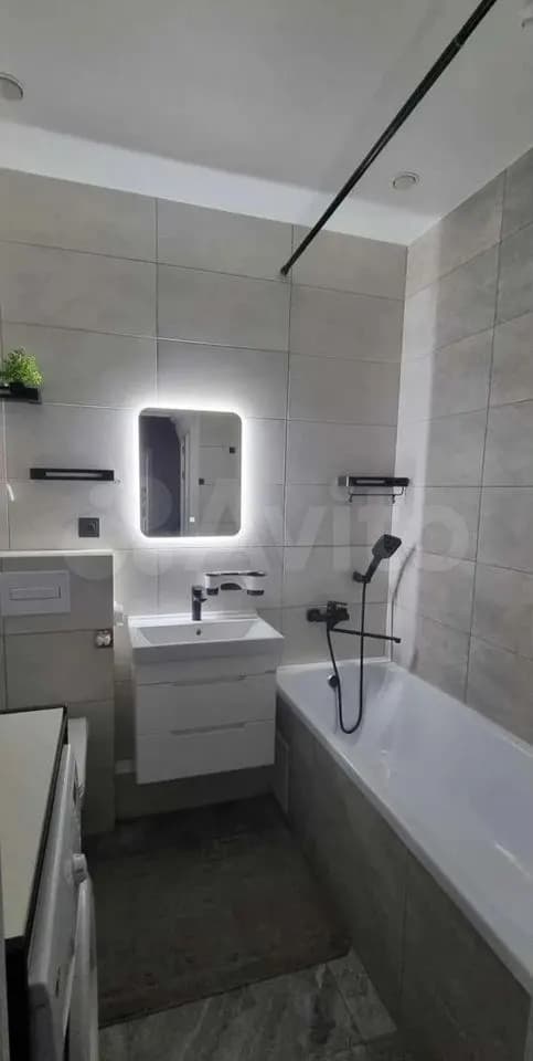 Продается 2-комн. квартира, 58.8 м²