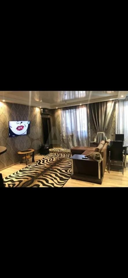 Продается 2-комн. квартира, 52.5 м²
