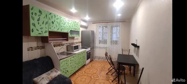 Продается 1-комн. квартира, 40 м² — фото 2