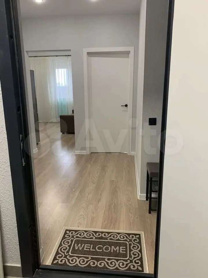 Продается 1-комн. квартира, 43 м² — фото 2