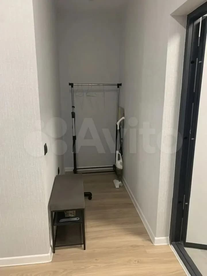 Продается 1-комн. квартира, 43 м² — фото 3