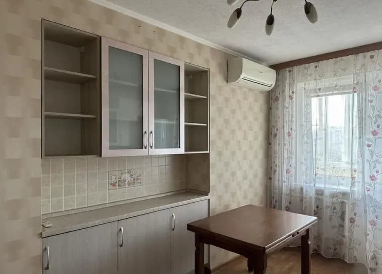 Продается 2-комн. квартира, 67.1 м² — фото 2
