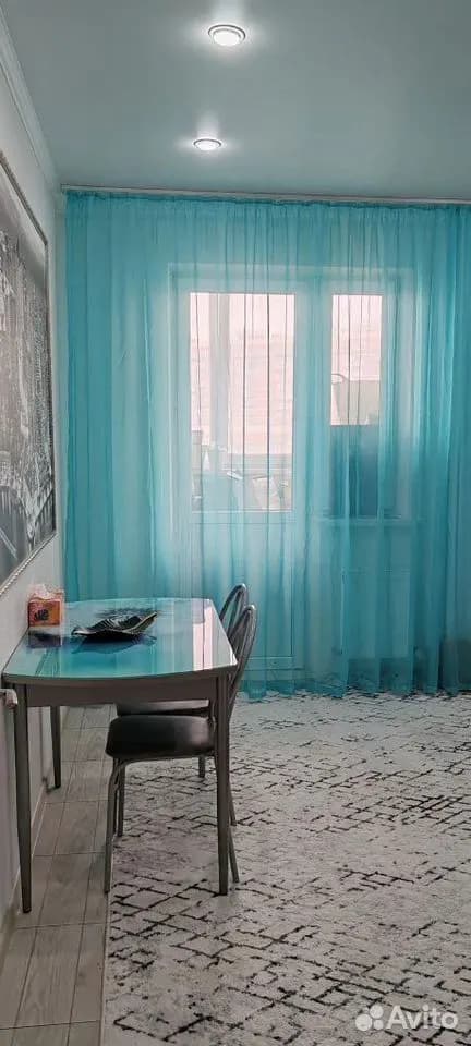 Продается 2-комн. квартира, 67 м²