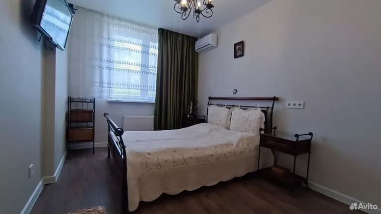 Продается 2-комн. квартира, 54.5 м²