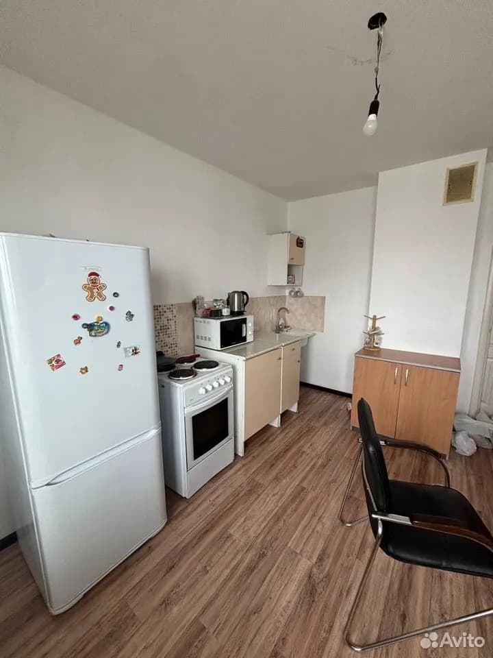 Продается 2-комн. квартира, 54.2 м²