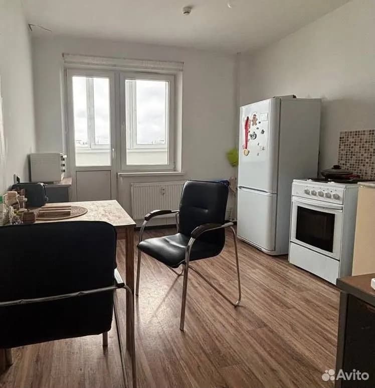 Продается 2-комн. квартира, 54.2 м² — фото 2