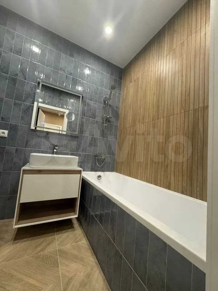 Продается 1-комн. квартира, 50.4 м² — фото 5