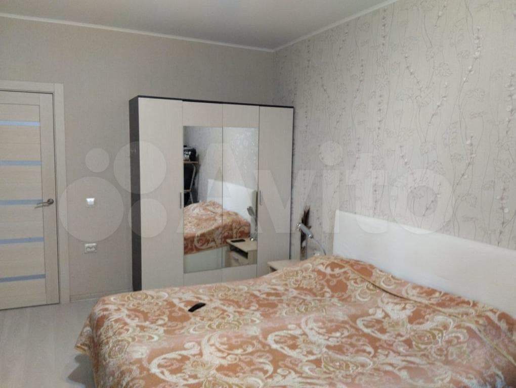 Продается 2-комн. квартира, 61.2 м²