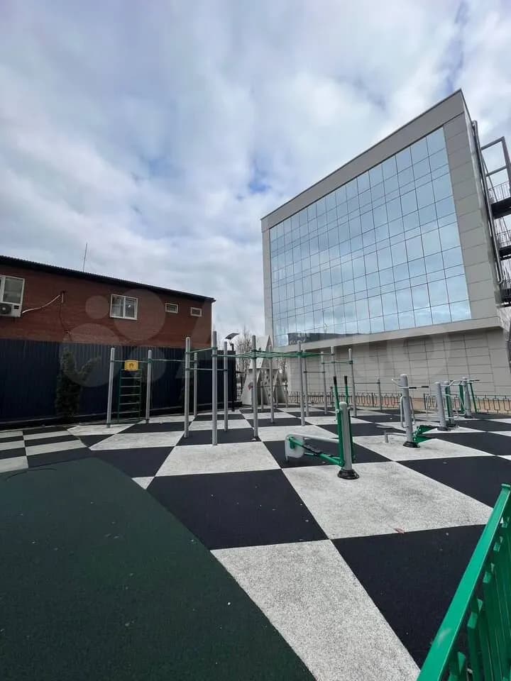 Продается 2-комн. квартира, 66.9 м²