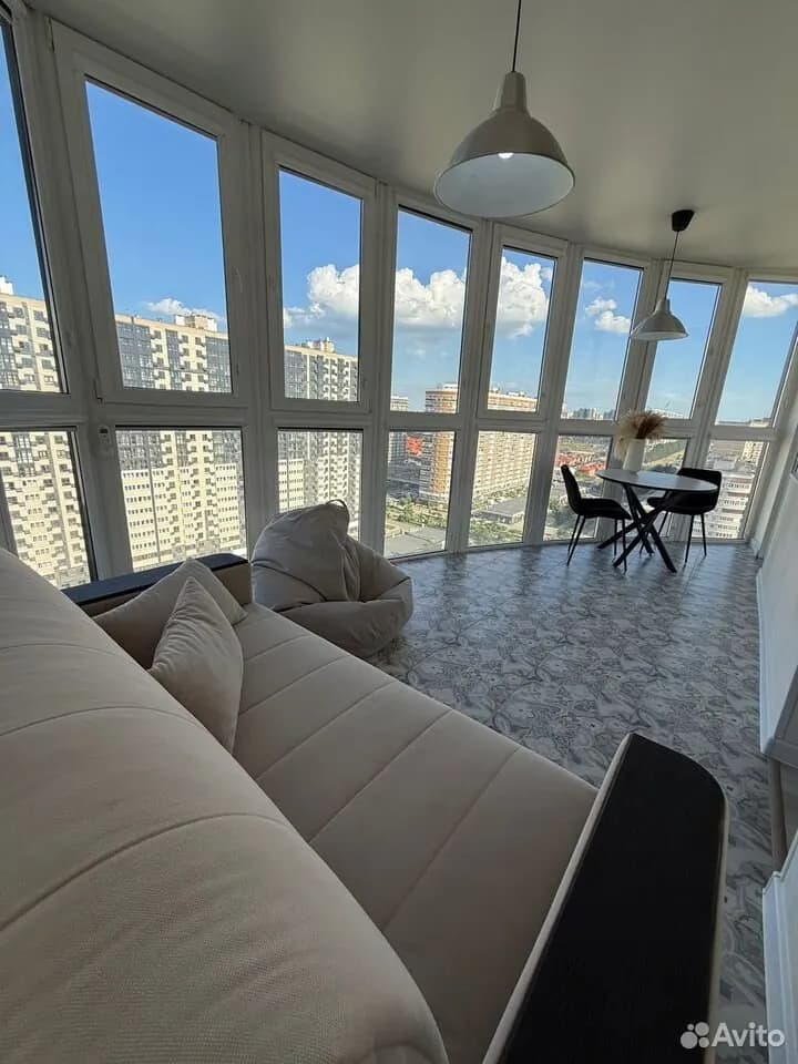Продается 2-комн. квартира, 64 м² — фото 2