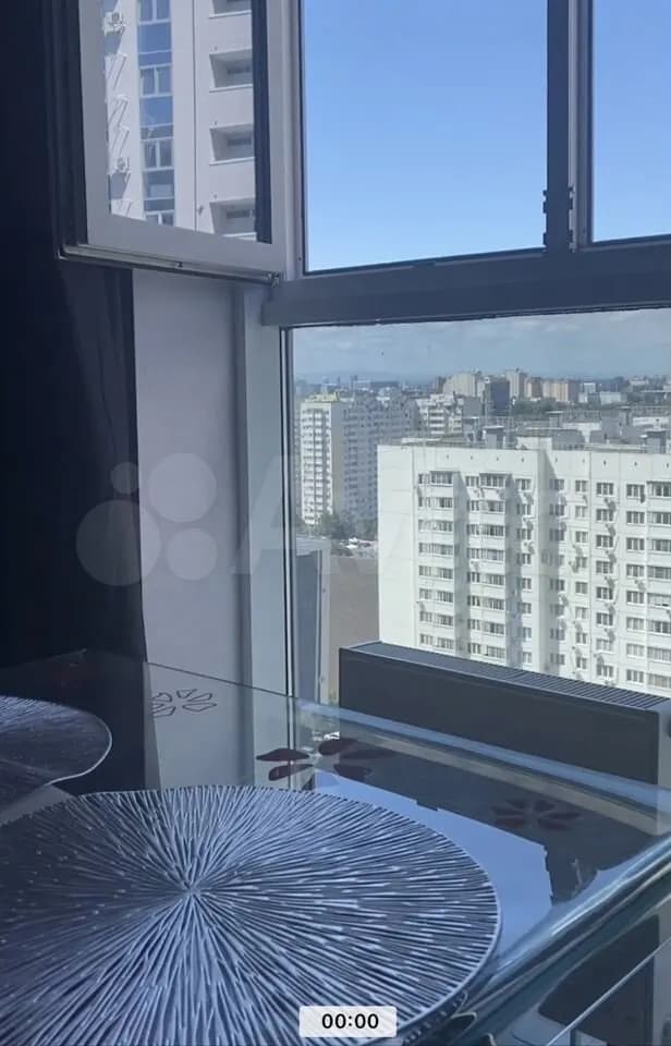 Продается 1-комн. квартира, 42 м² — фото 3