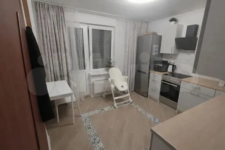 Продается 1-комн. квартира, 47 м² — фото 5