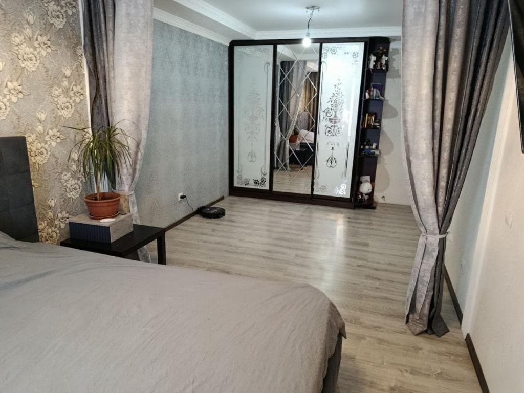 Продается 2-комн. квартира, 63 м²