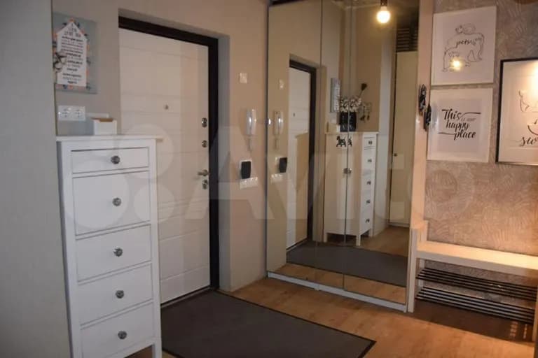 Продается 3-комн. квартира, 92.3 м² — фото 2