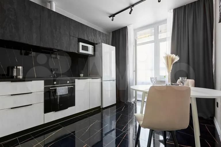 Продается 1-комн. квартира, 45 м²