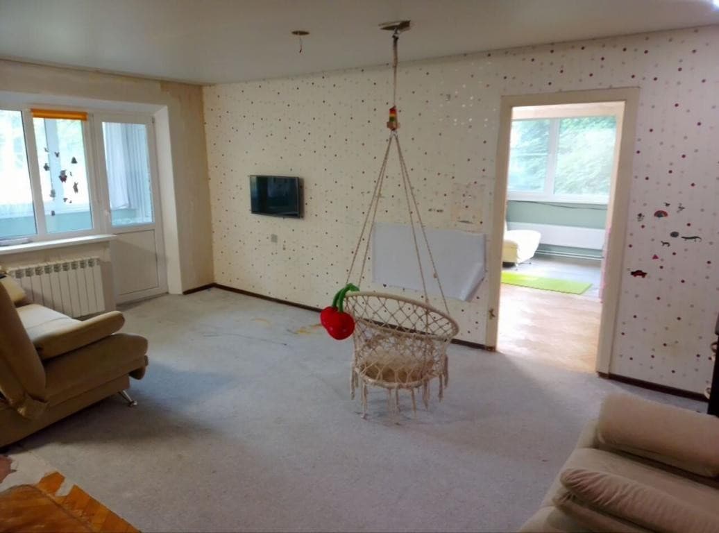 Продается 2-комн. квартира, 42.8 м²