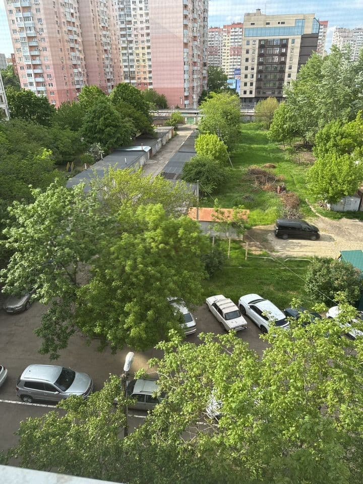 Продается 3-комн. квартира, 76.8 м²