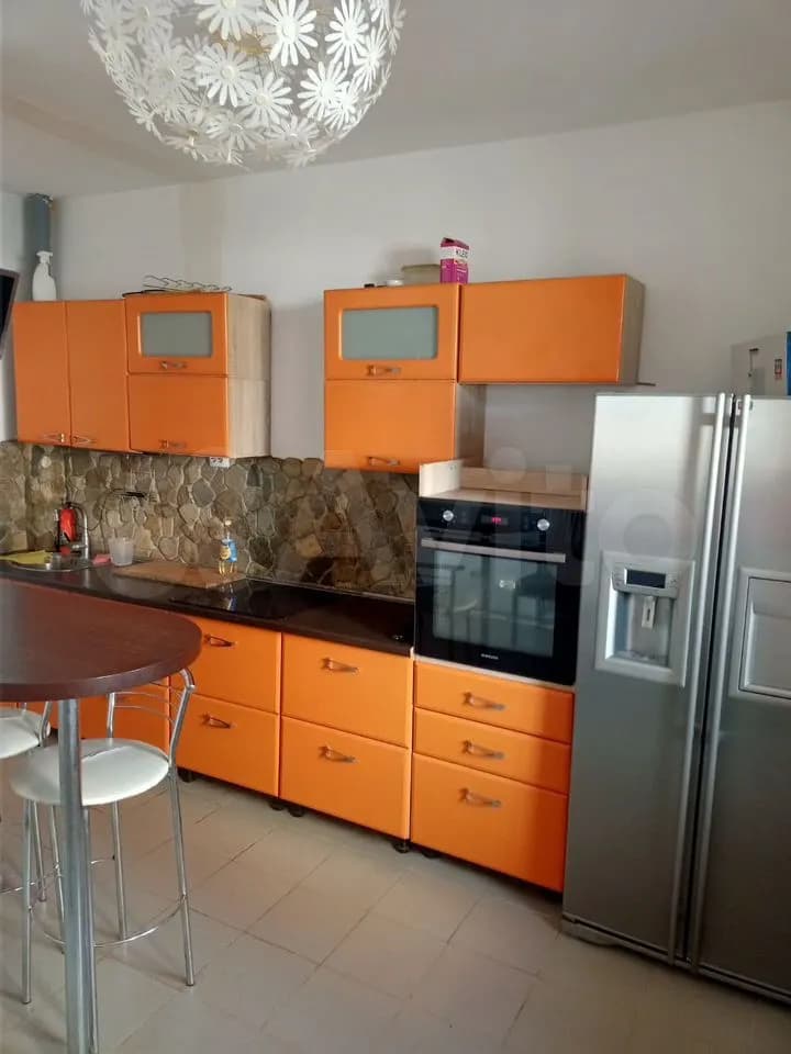 Продается 2-комн. квартира, 63.7 м² — фото 2