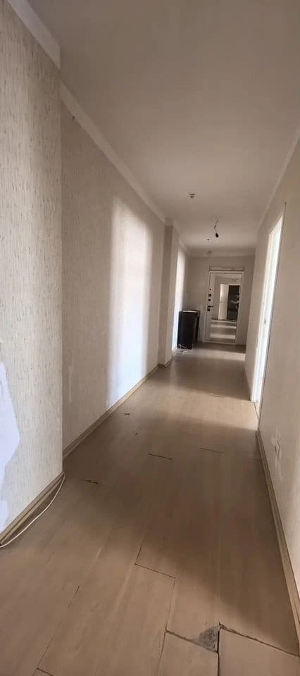 Продается 3-комн. квартира, 72.6 м²