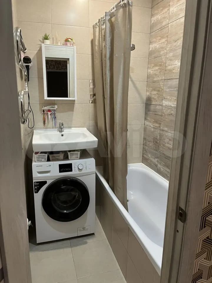 Продается 3-комн. квартира, 49.8 м² — фото 2