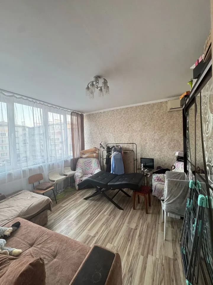 Продается 2-комн. квартира, 52.8 м²