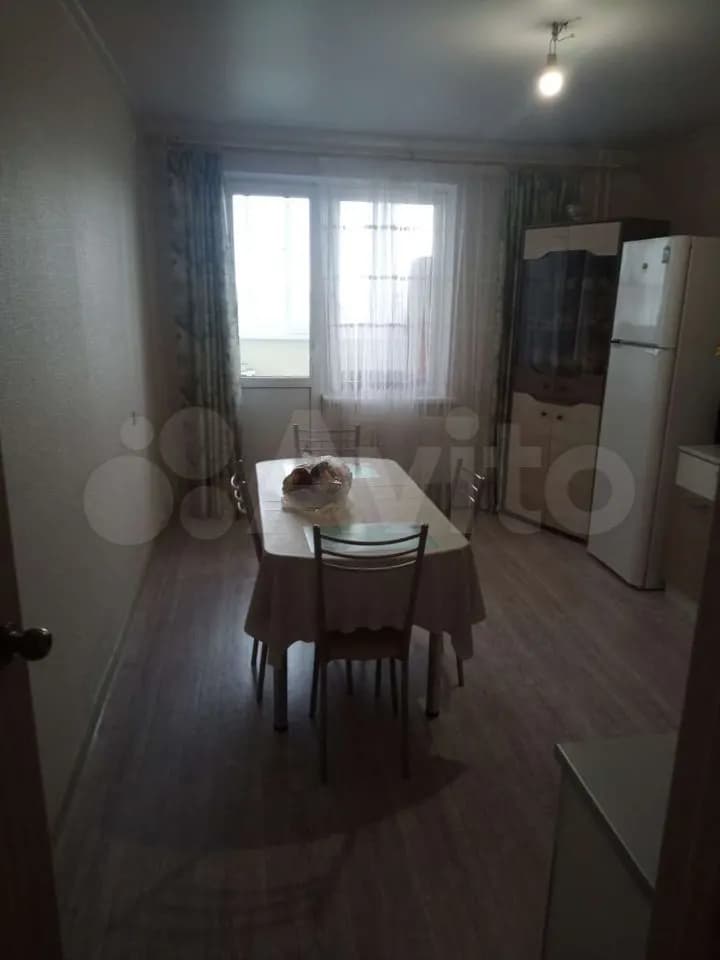 Продается 2-комн. квартира, 67 м² — фото 2