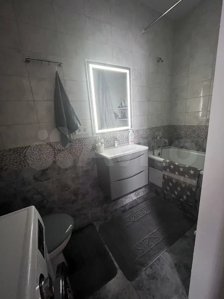 Продается 2-комн. квартира, 69.3 м² — фото 2