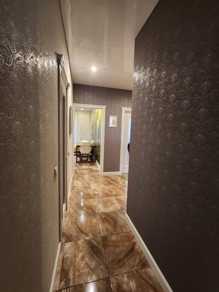 Продается 3-комн. квартира, 72 м² — фото 2