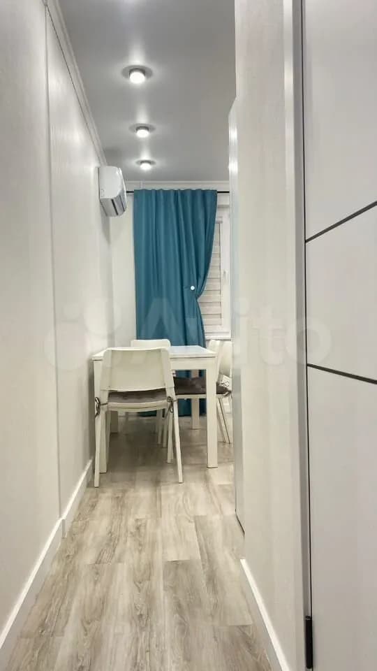 Продается 4-комн. квартира, 61.4 м² — фото 2