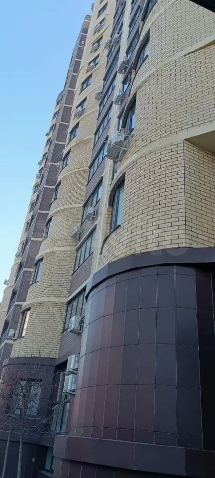 Продается 2-комн. квартира, 65 м²