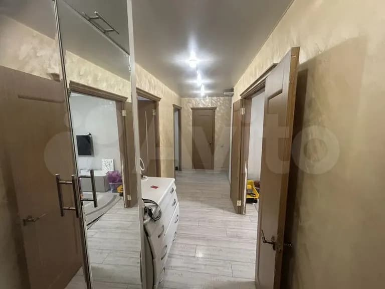 Продается 3-комн. квартира, 61.3 м²