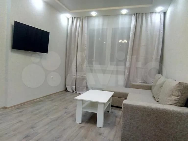 Продается 2-комн. квартира, 63 м²