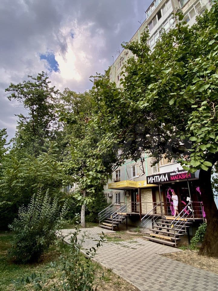 Продается 4-комн. квартира, 77 м² — фото 2