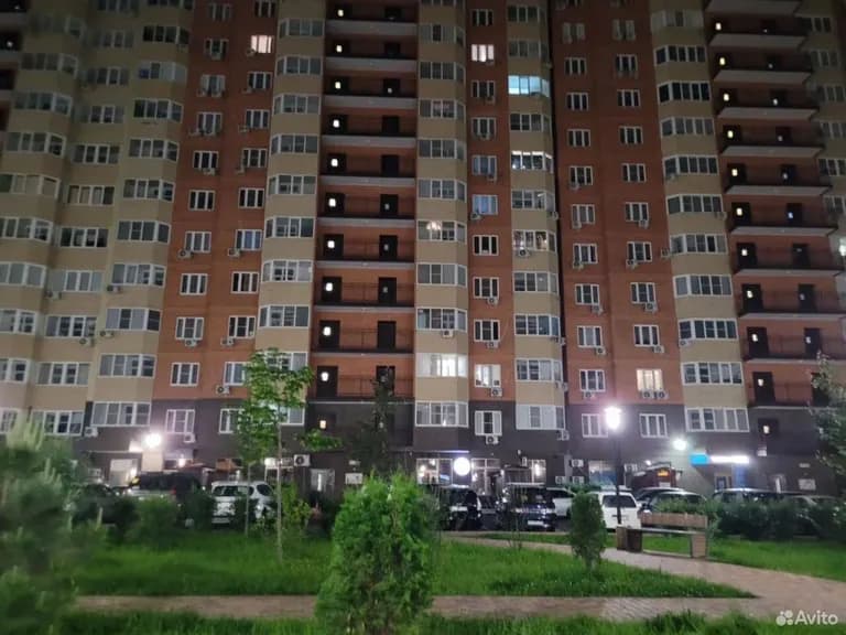 Продается 2-комн. квартира, 62 м²