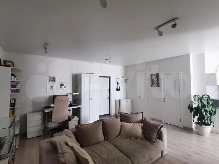 Продается 2-комн. квартира, 75.6 м² — фото 2