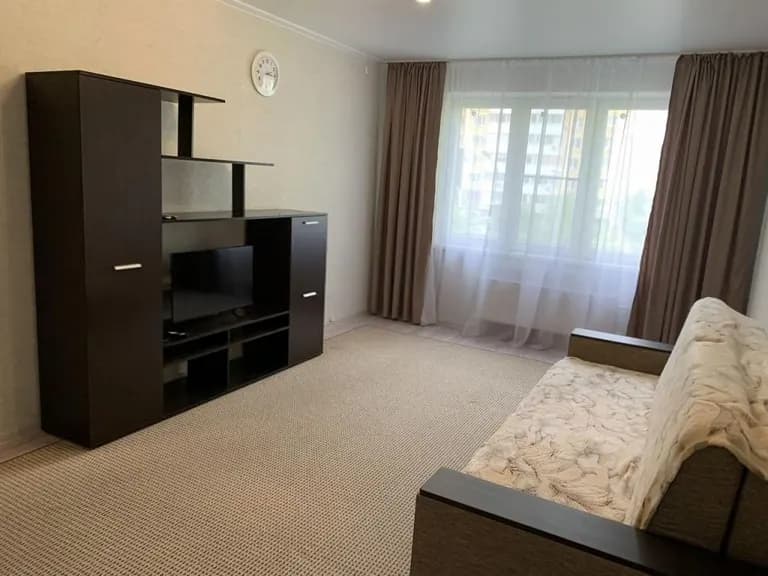 Продается 2-комн. квартира, 63.5 м² — фото 2