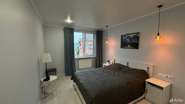 Продается 2-комн. квартира, 56.6 м²