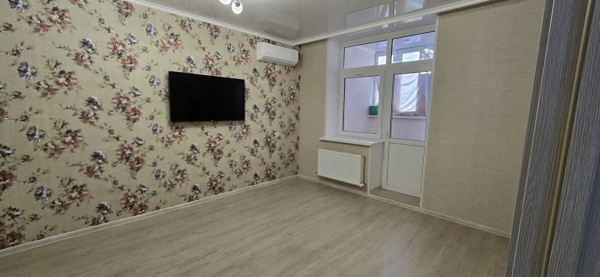 Продается 1-комн. квартира, 42 м²