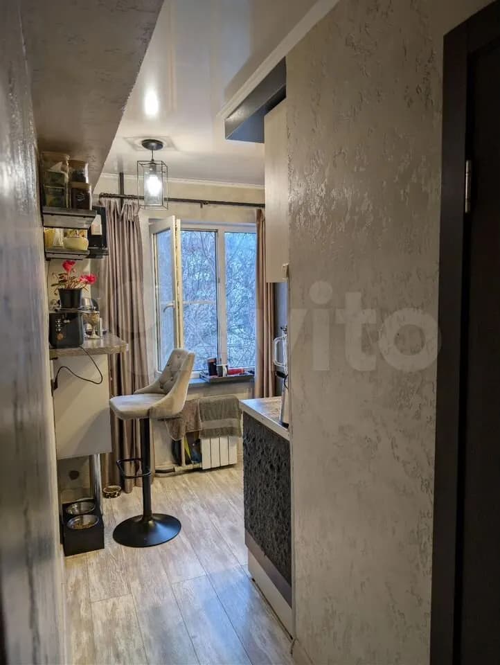 Продается 4-комн. квартира, 60 м² — фото 4