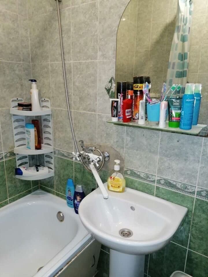 Продается 4-комн. квартира, 80.6 м²