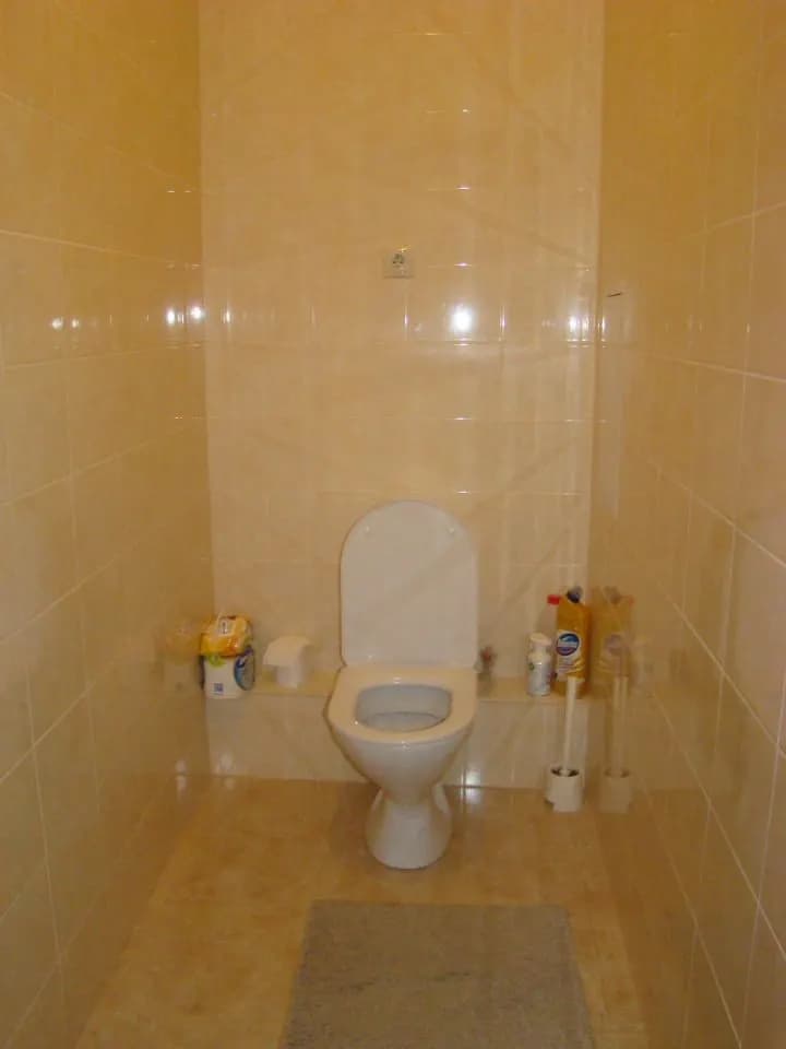 Продается 2-комн. квартира, 76 м² — фото 2