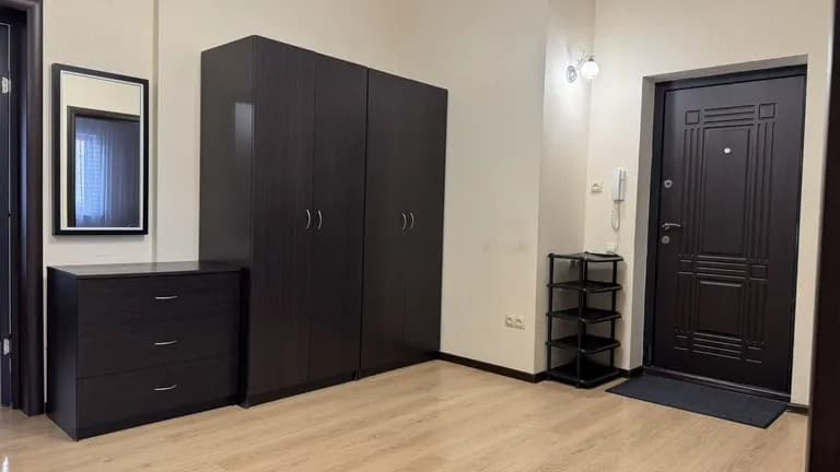 Продается 2-комн. квартира, 76 м² — фото 3