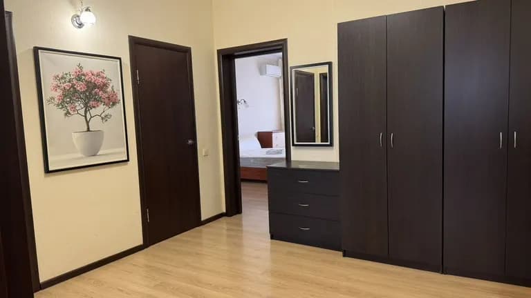 Продается 2-комн. квартира, 76 м² — фото 5