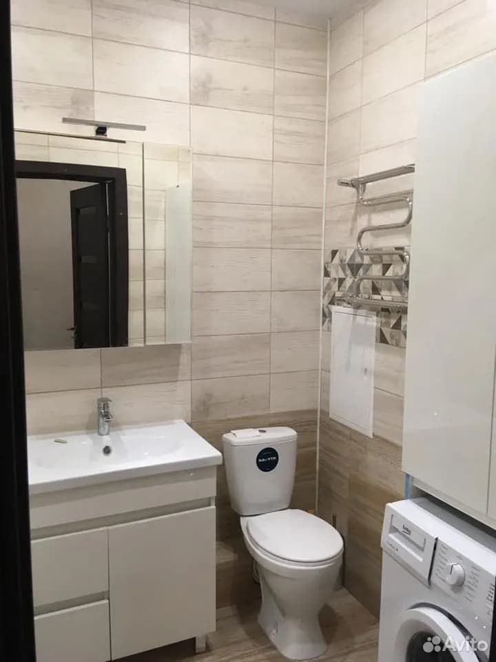 Продается 1-комн. квартира, 50 м² — фото 2