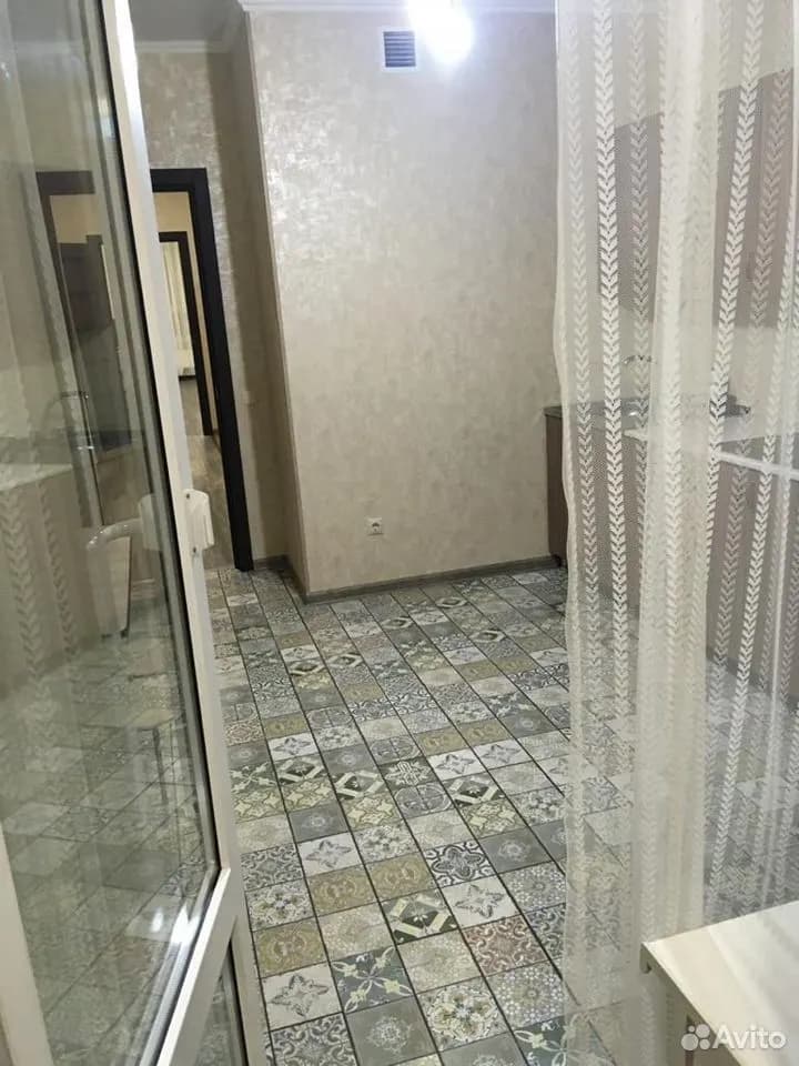 Продается 1-комн. квартира, 50 м² — фото 5