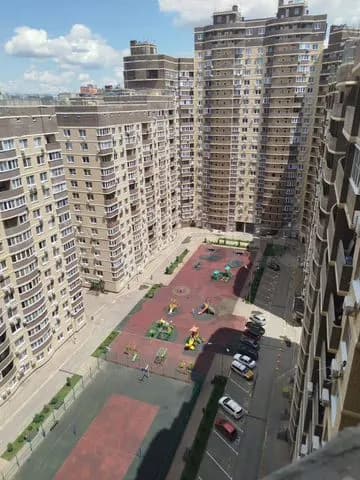 Продается 2-комн. квартира, 70.1 м²