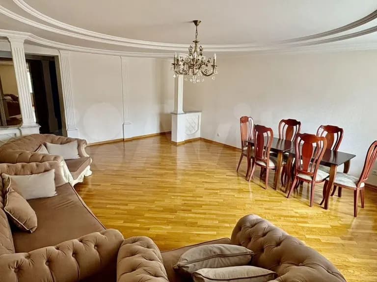 Продается 4-комн. квартира, 150.3 м² — фото 2