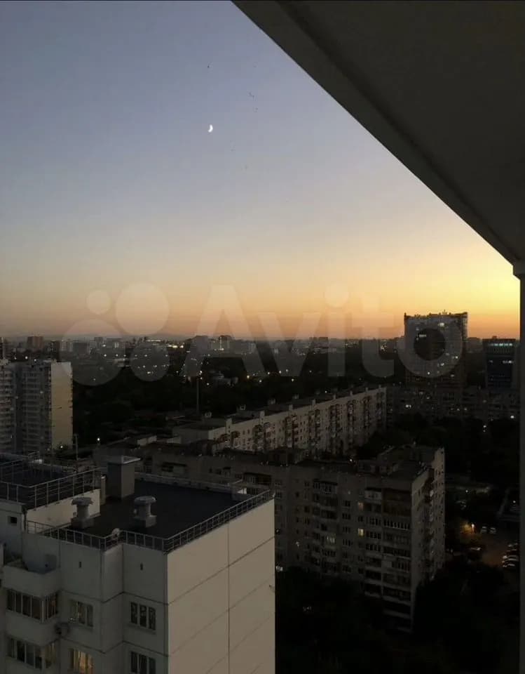 Продается 1-комн. квартира, 43 м² — фото 2