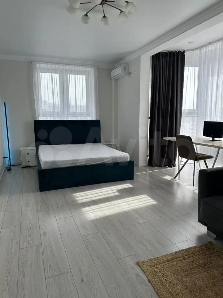 Продается 1-комн. квартира, 43 м² — фото 3