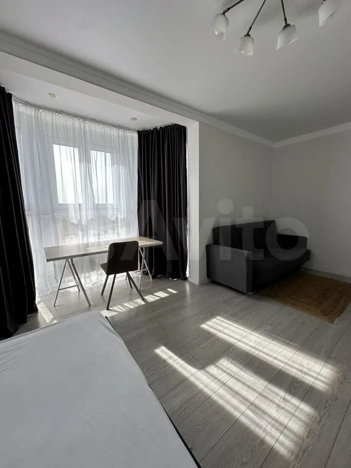 Продается 1-комн. квартира, 43 м² — фото 4
